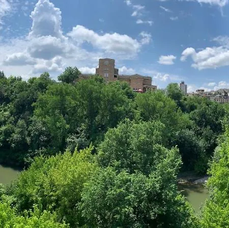 Spring-пролет Apartment, Old Town, * Veliko Tarnovo